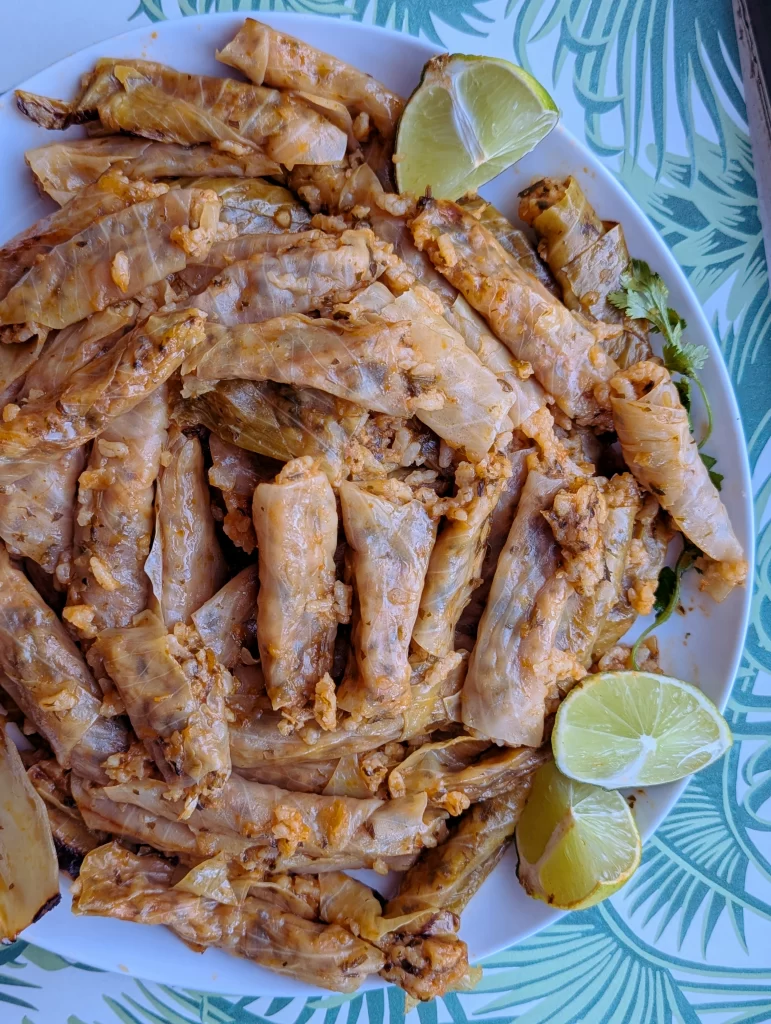 Mahshi kromb - Egyptian cabbage rolls