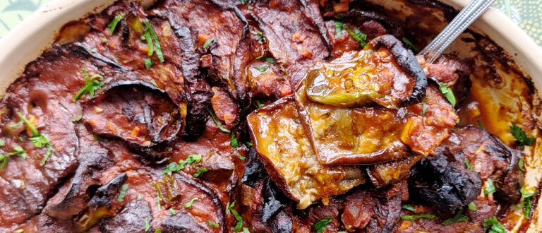 Egyptian vegan mesaqa'a - Egyptian eggplant moussaka