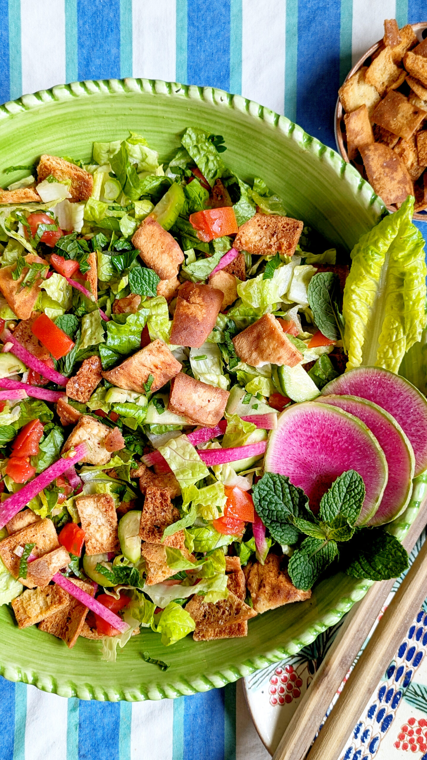 Fattoush Salad – Tangy Lebanese salad with pita chips